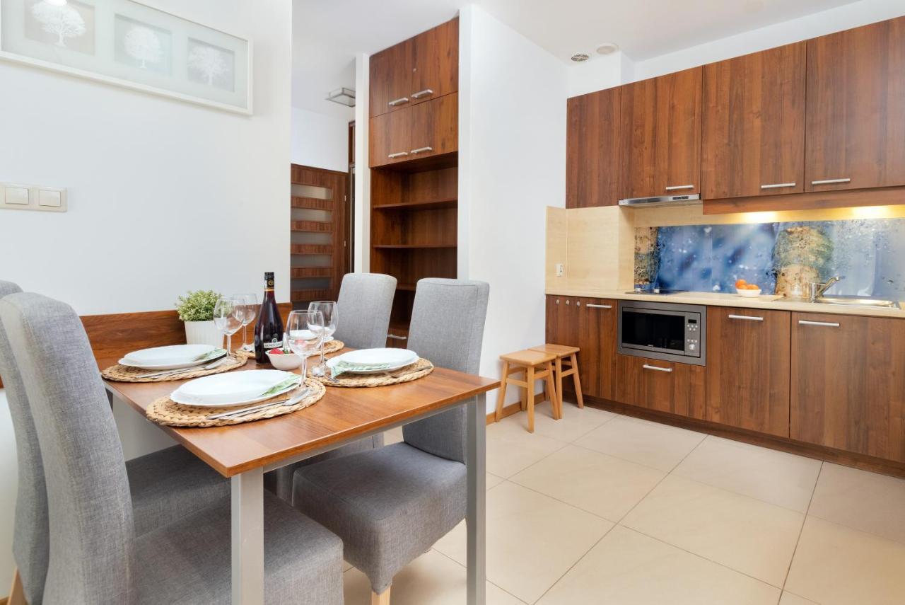 Villa 4 Pory Roku By Noclegi Renters Jastrzębia Góra Esterno foto