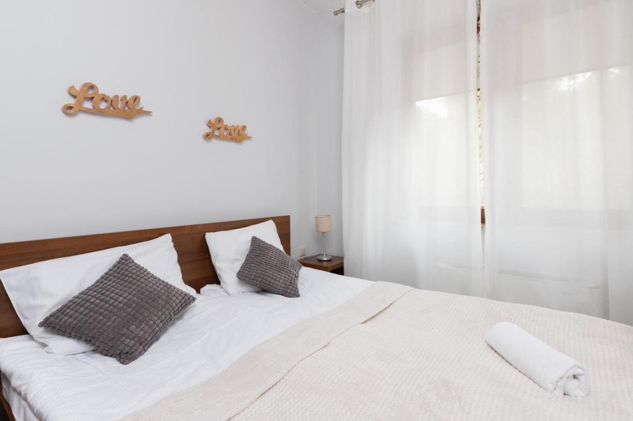 Villa 4 Pory Roku By Noclegi Renters Jastrzębia Góra Esterno foto
