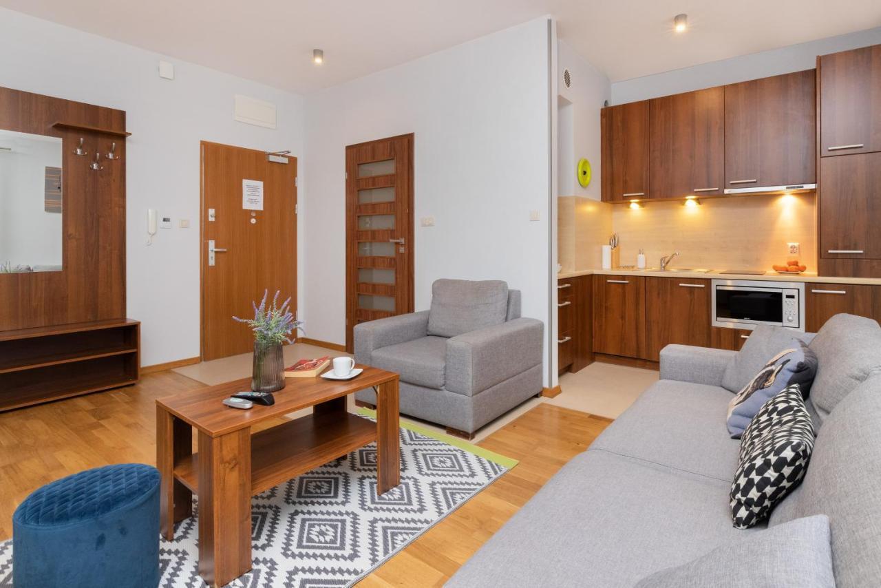 Villa 4 Pory Roku By Noclegi Renters Jastrzębia Góra Esterno foto